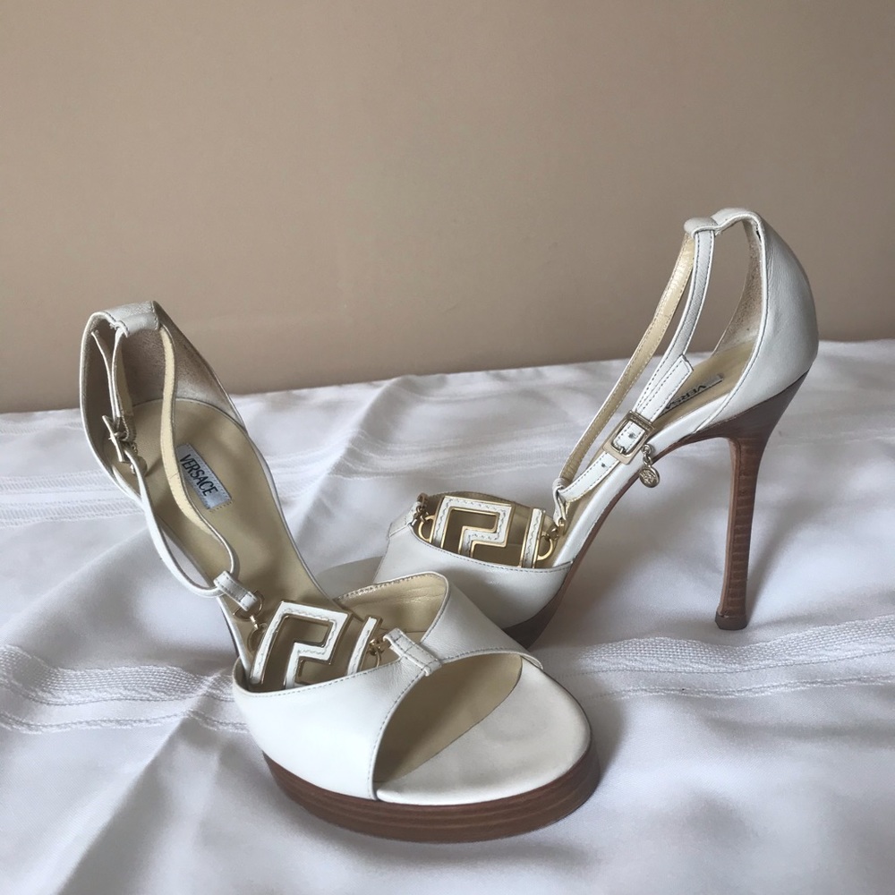 Versace Collections shoes - Picture 2 of 3